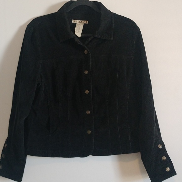 A.M.I Jackets & Blazers - A.M.I womens snap buttons jacket size S.